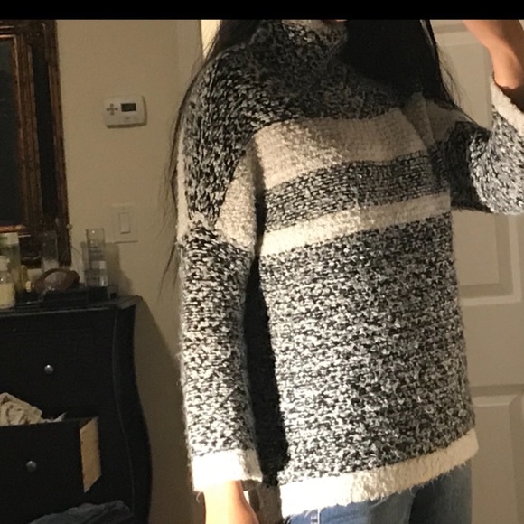 COPY - Magaschoni multi grey sweater waffle turtleneck mock neck - Picture 2 of 5